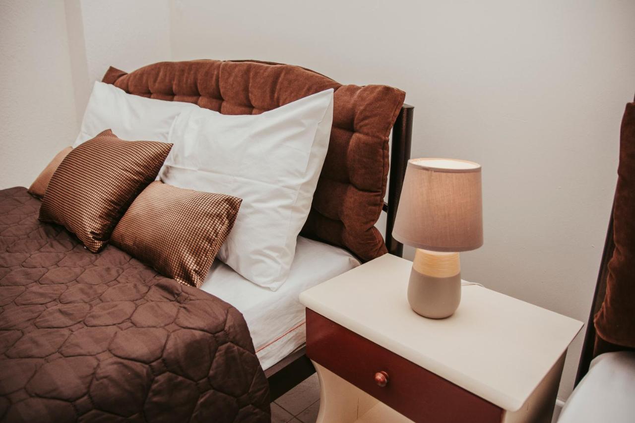 Stefanie'S Rooms Asproválta Ngoại thất bức ảnh