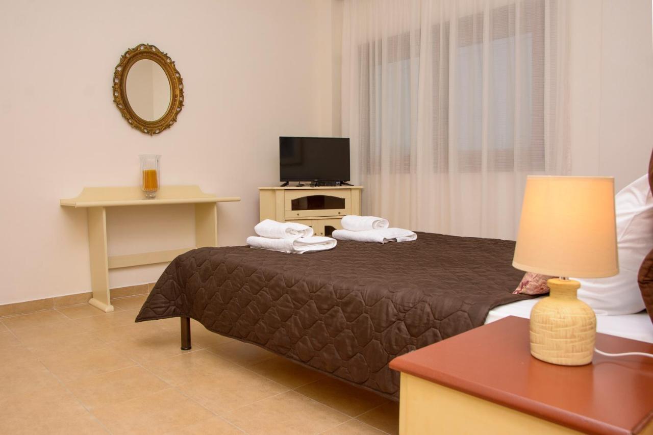 Stefanie'S Rooms Asproválta Ngoại thất bức ảnh