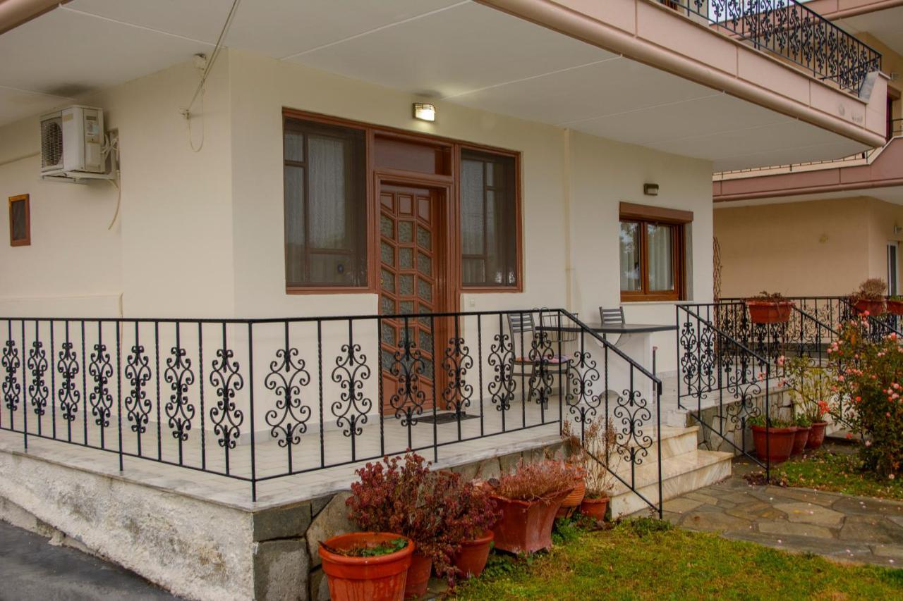 Stefanie'S Rooms Asproválta Ngoại thất bức ảnh