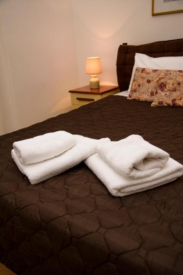 Stefanie'S Rooms Asproválta Ngoại thất bức ảnh