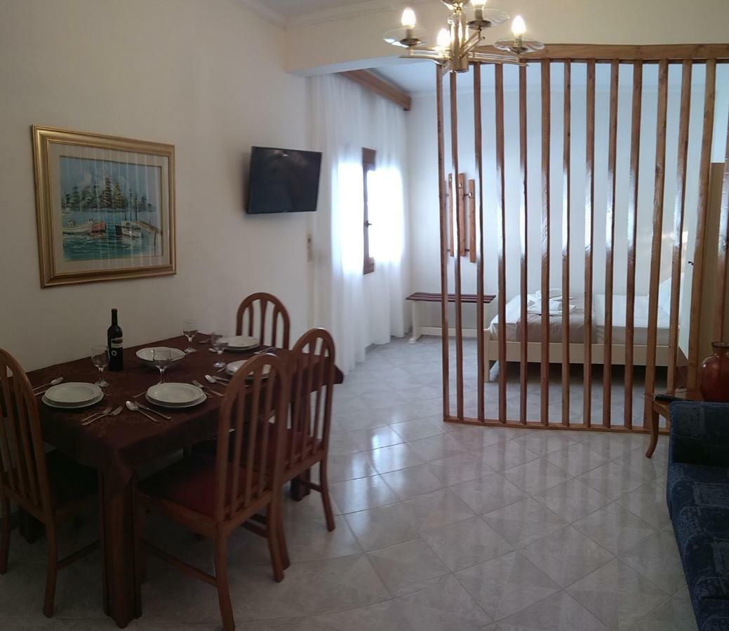 Stefanie'S Rooms Asproválta Ngoại thất bức ảnh