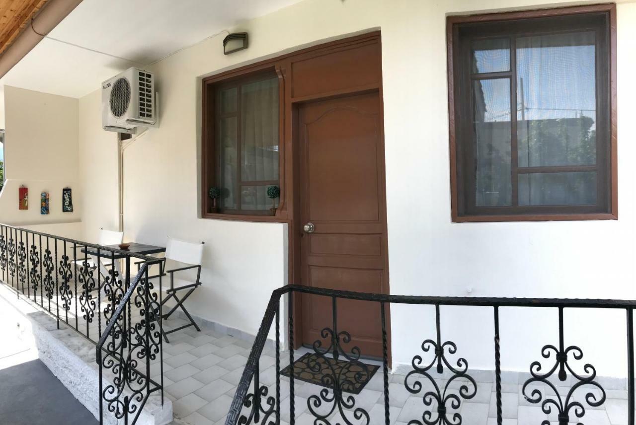 Stefanie'S Rooms Asproválta Ngoại thất bức ảnh