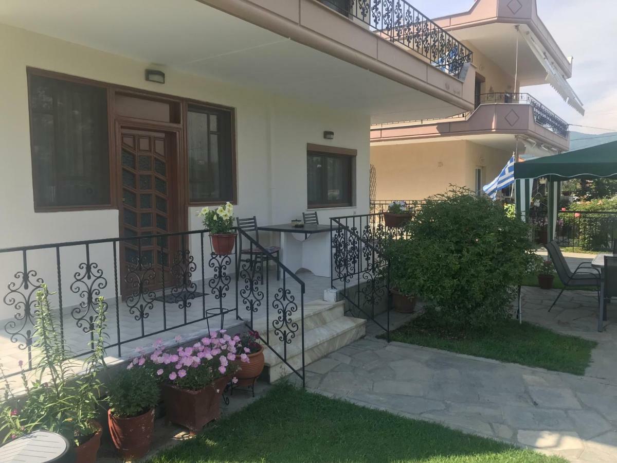 Stefanie'S Rooms Asproválta Ngoại thất bức ảnh